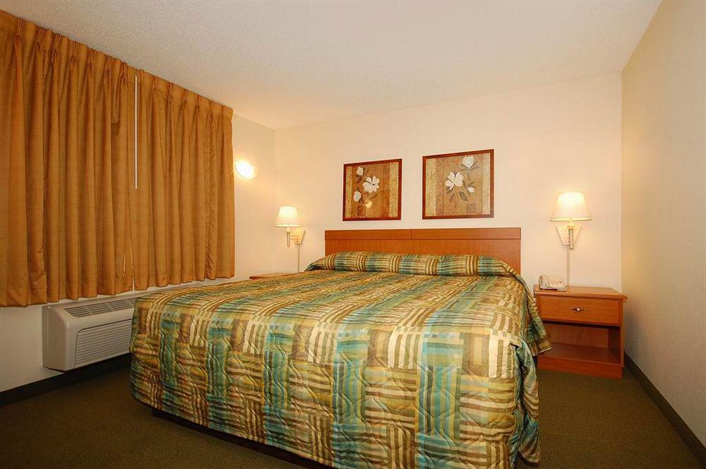 Welcome Suites-O'Fallon Bagian luar foto