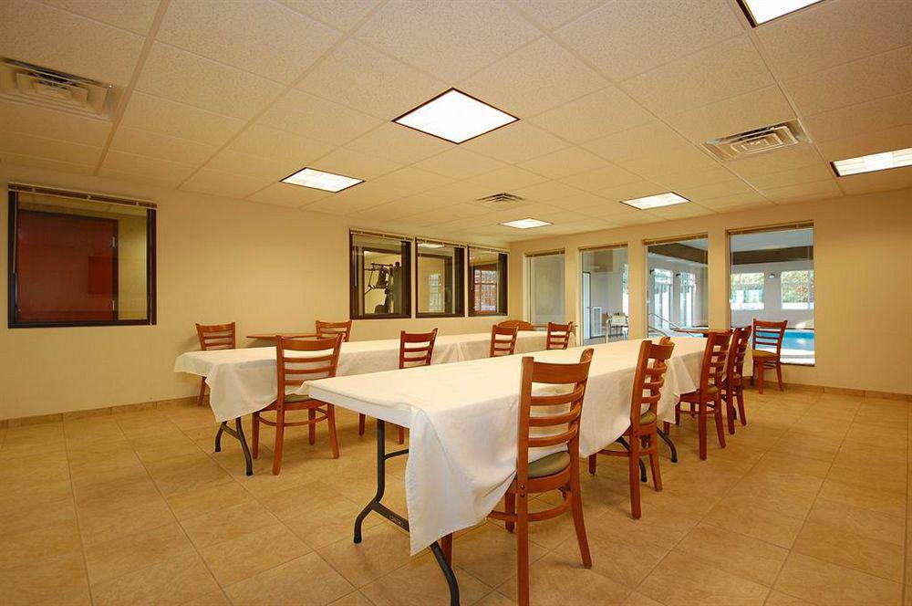 Welcome Suites-O'Fallon Bagian luar foto