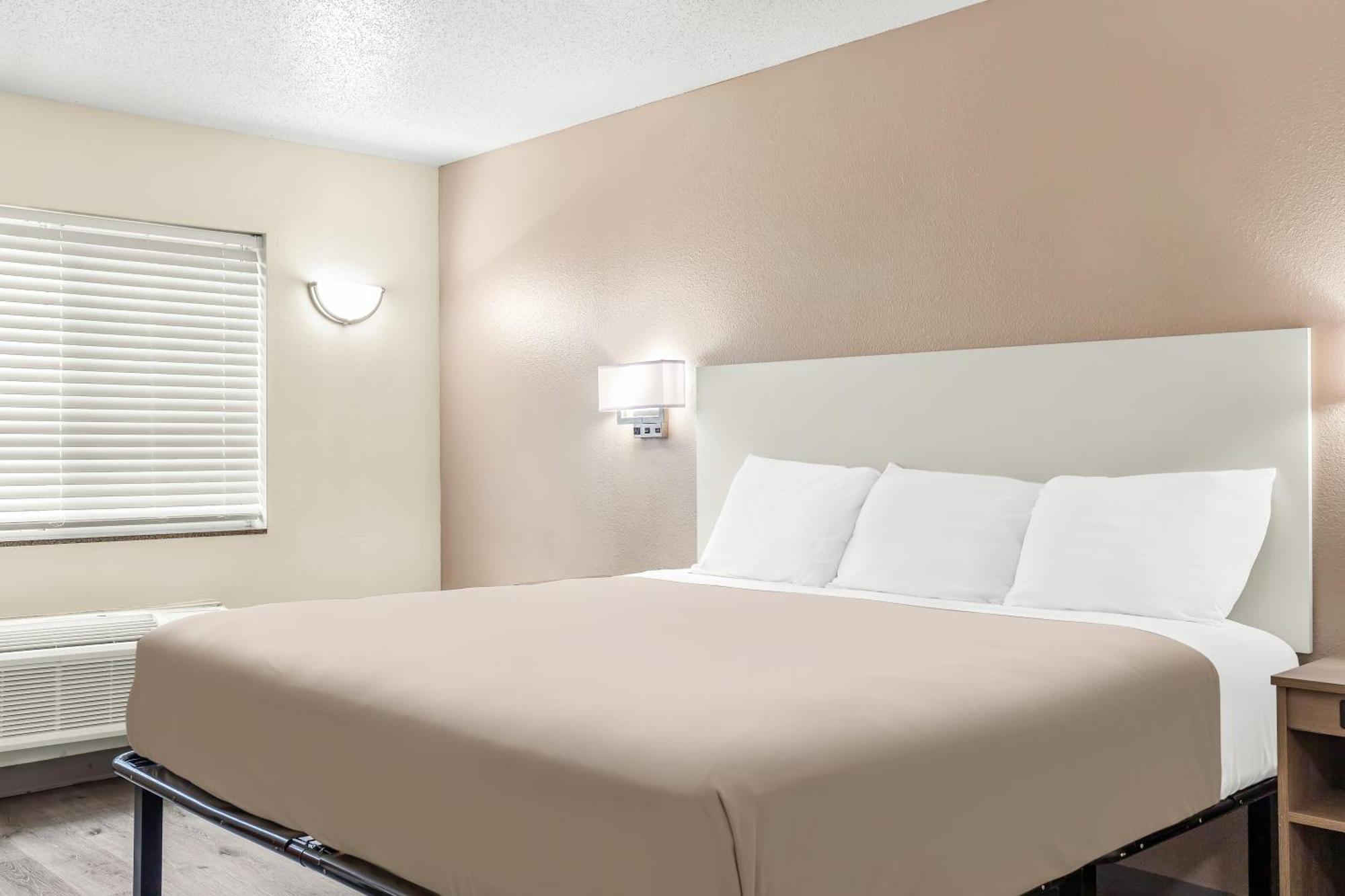 Welcome Suites-O'Fallon Bagian luar foto