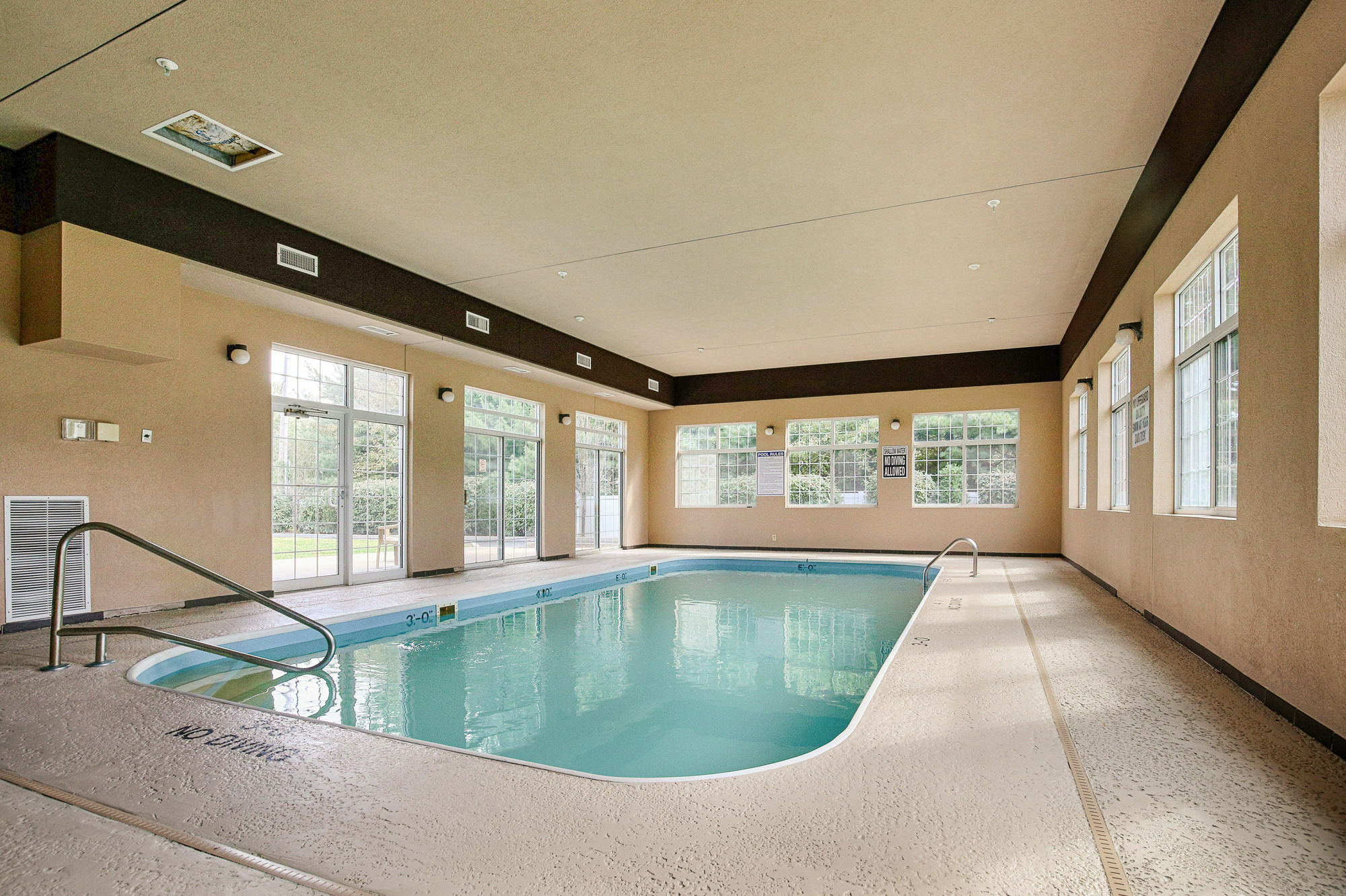 Welcome Suites-O'Fallon Bagian luar foto