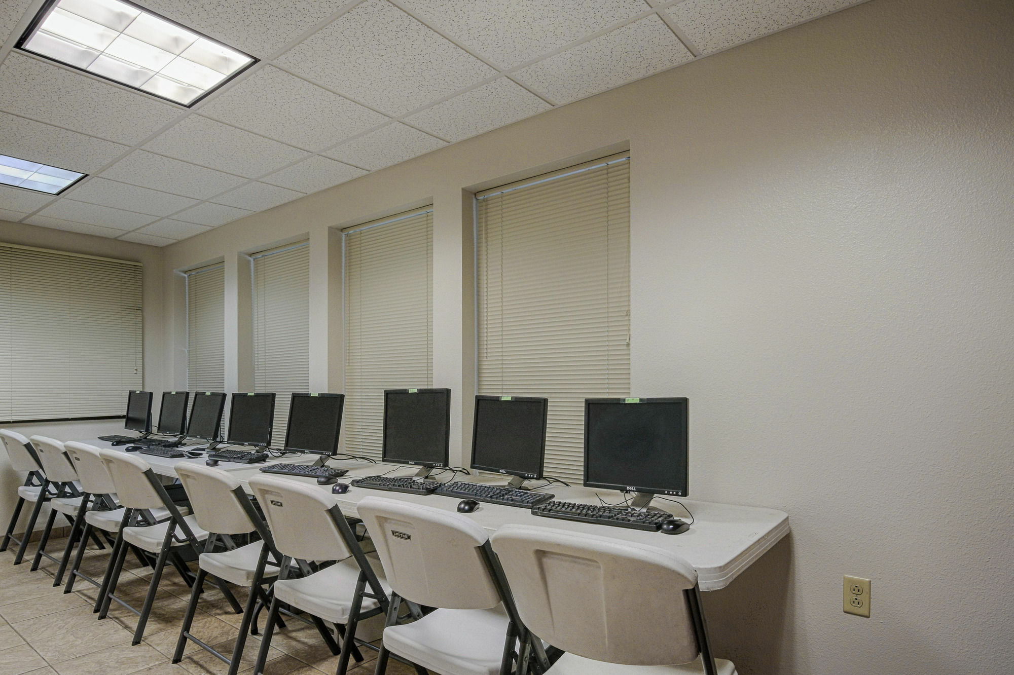 Welcome Suites-O'Fallon Bagian luar foto